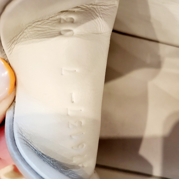 Authentic Gucci Ice Blade distressed white snikers - Picture 9 of 14